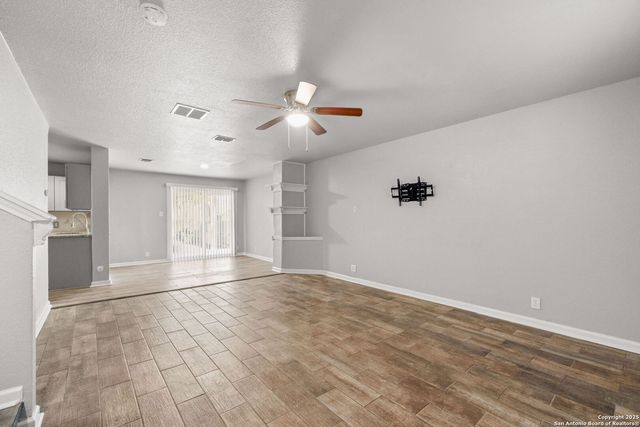 2326 Camberly, Converse, TX 78109