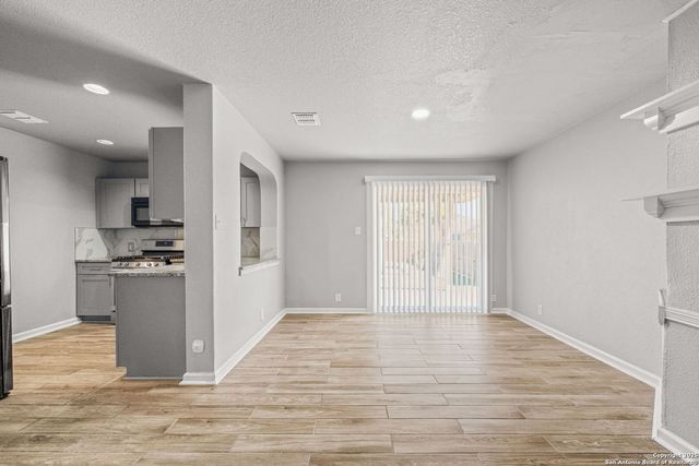 2326 Camberly, Converse, TX 78109