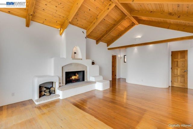 1302 Westview Dr, Berkeley, CA 94705