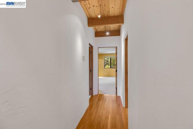 1302 Westview Dr, Berkeley, CA 94705