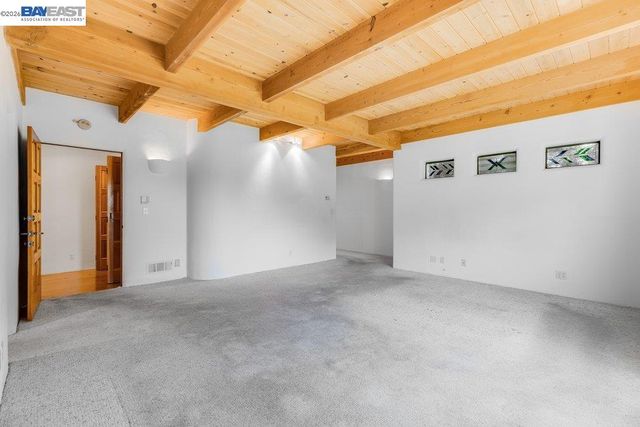 1302 Westview Dr, Berkeley, CA 94705