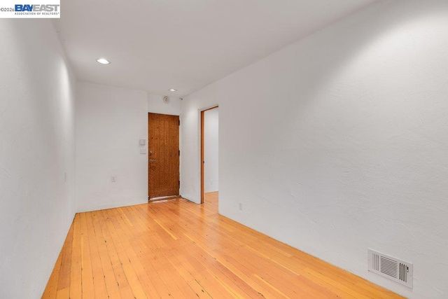 1302 Westview Dr, Berkeley, CA 94705