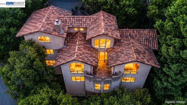 1302 Westview Dr, Berkeley, CA 94705