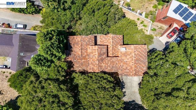 1302 Westview Dr, Berkeley, CA 94705