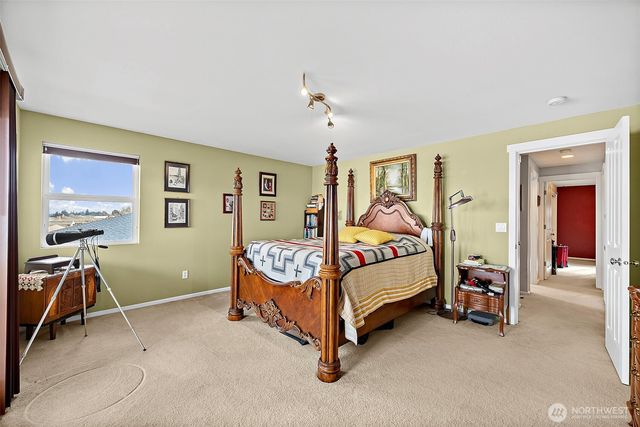 7606 19th Street W, Tacoma, WA 98466