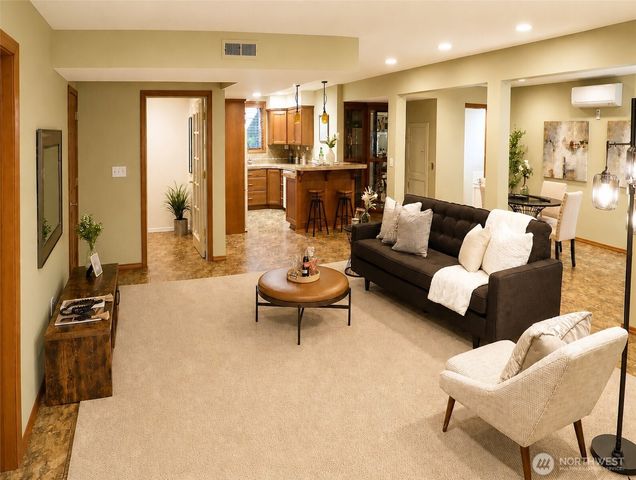 1422 Colby Avenue, Everett, WA 98201