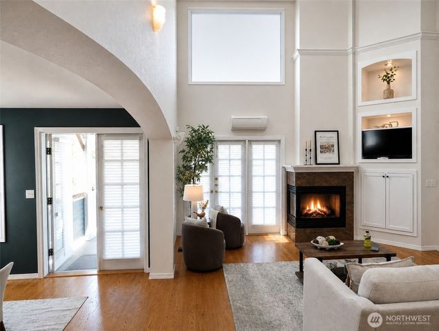 1422 Colby Avenue, Everett, WA 98201