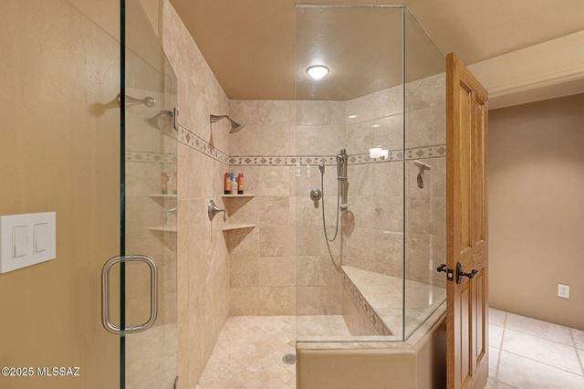 4425 N Hacienda Del Sol Road, Tucson, AZ 85718