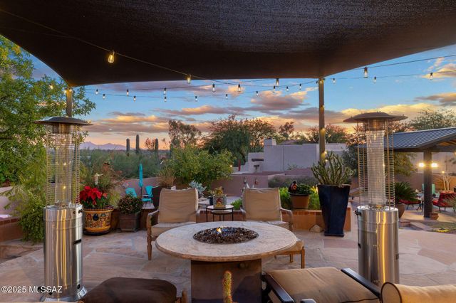 4425 N Hacienda Del Sol Road, Tucson, AZ 85718