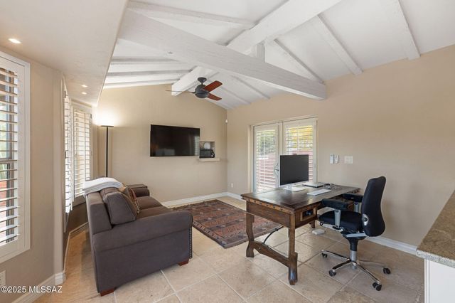 4425 N Hacienda Del Sol Road, Tucson, AZ 85718