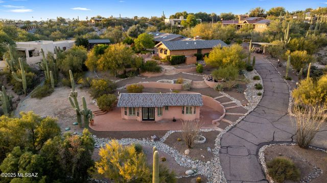 4425 N Hacienda Del Sol Road, Tucson, AZ 85718