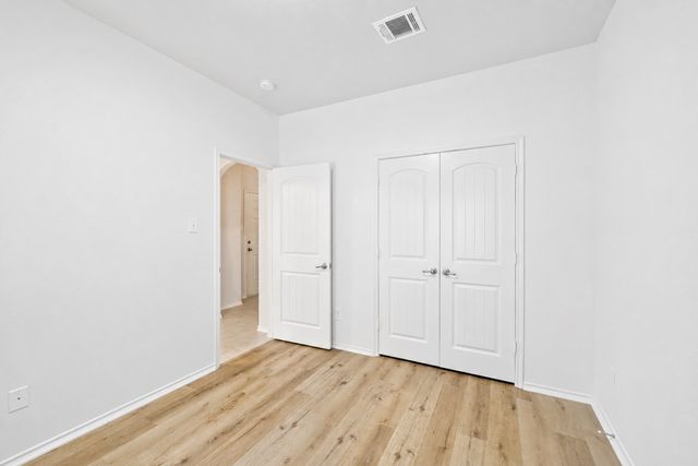 1005 Meadow Green Court, Princeton, TX 75407