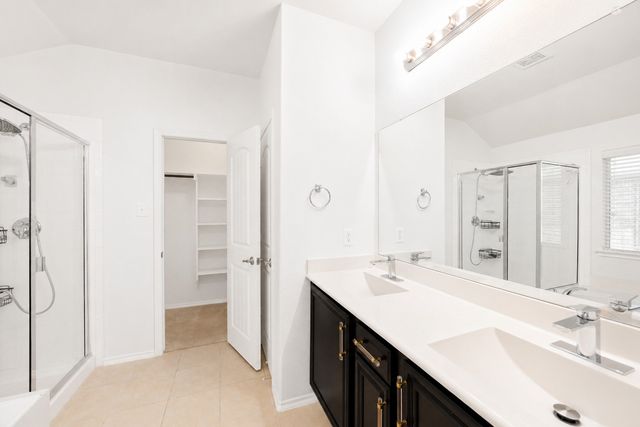 1005 Meadow Green Court, Princeton, TX 75407
