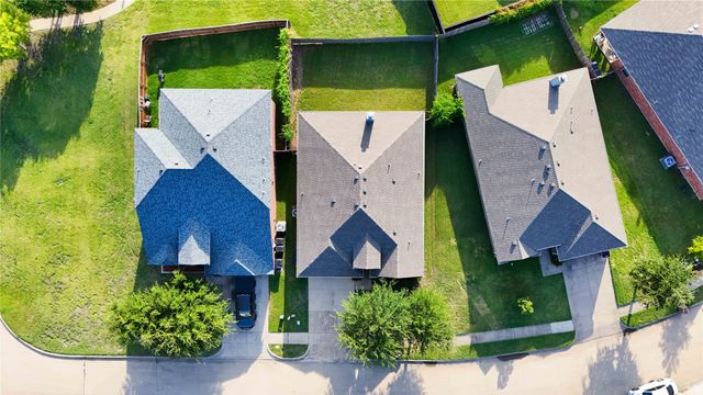 1005 Meadow Green Court, Princeton, TX 75407