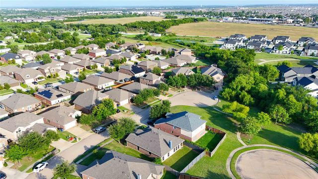 1005 Meadow Green Court, Princeton, TX 75407