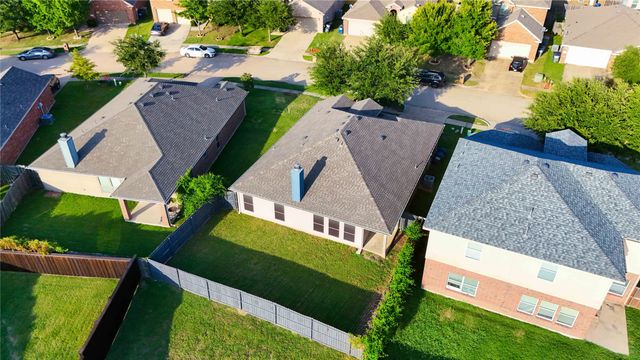 1005 Meadow Green Court, Princeton, TX 75407
