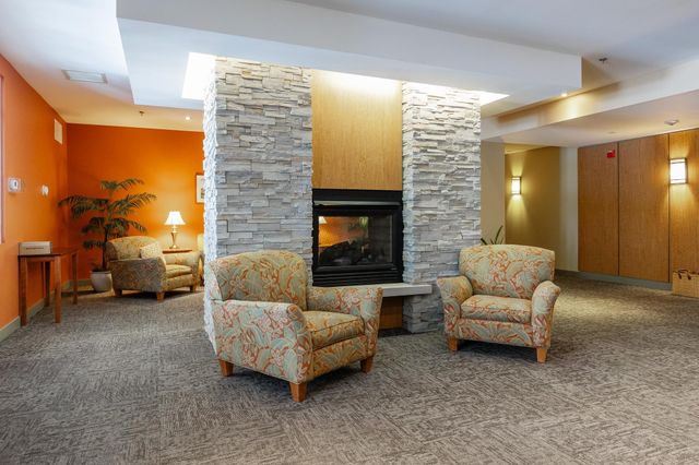 410 Farrell St Apt 119, South Burlington, VT 05403