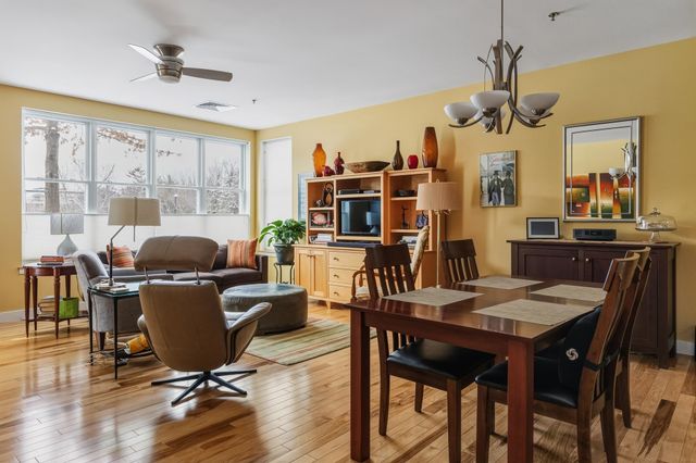 410 Farrell St Apt 119, South Burlington, VT 05403