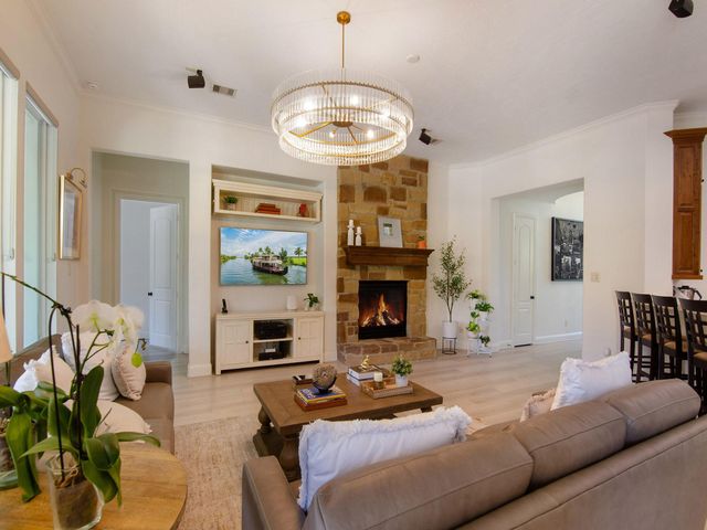 7242 Lake Paloma Trl, The Woodlands, TX 77389