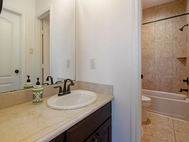 7242 Lake Paloma Trl, The Woodlands, TX 77389