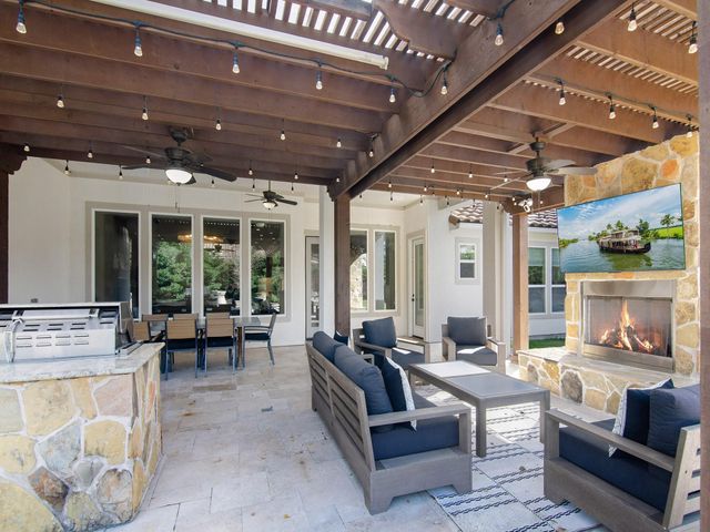 7242 Lake Paloma Trl, The Woodlands, TX 77389