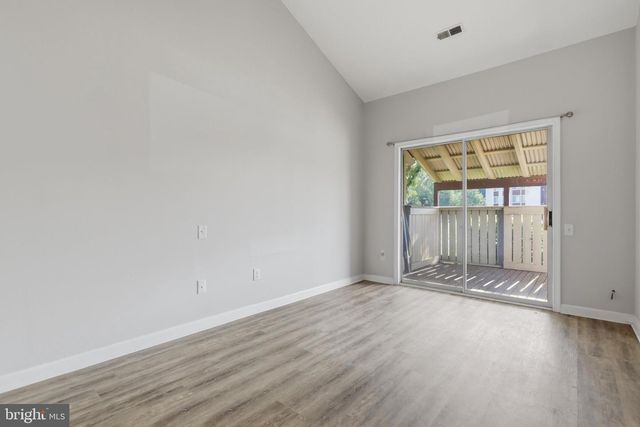 1508 KENSINGTON DR, Hagerstown, MD 21742