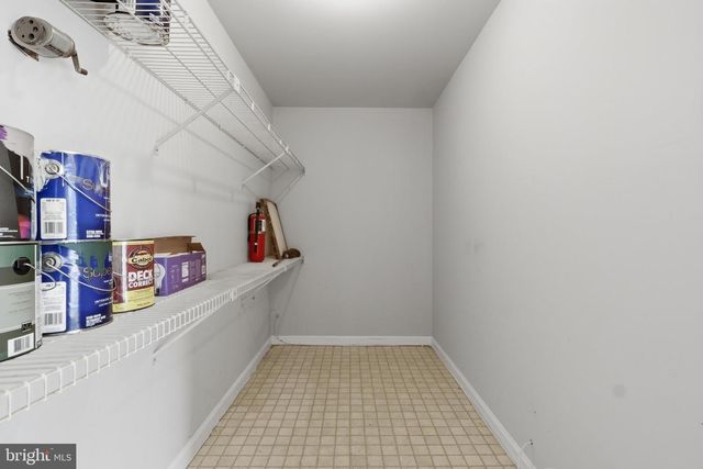 1508 KENSINGTON DR, Hagerstown, MD 21742