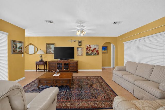 200 SW 7th Avenue, Boca Raton, FL 33486