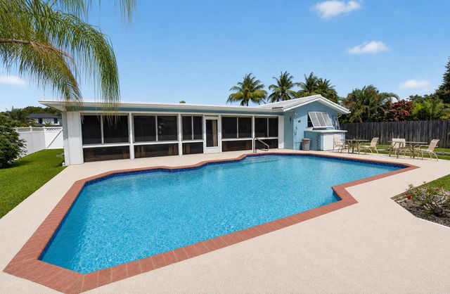 200 SW 7th Avenue, Boca Raton, FL 33486