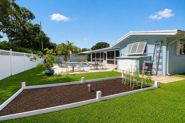 200 SW 7th Avenue, Boca Raton, FL 33486