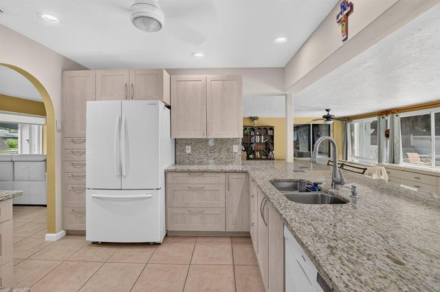 200 SW 7th Avenue, Boca Raton, FL 33486