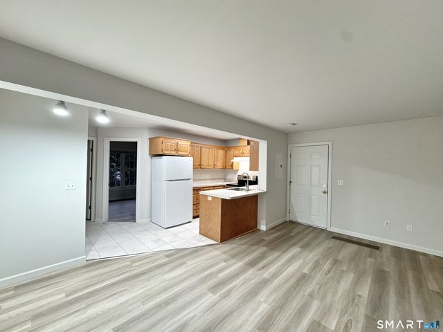 22 Ferris Avenue 8, Norwalk, CT 06854