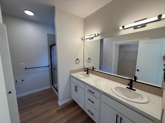 4420 S Willow Ln, Spokane, WA 99216