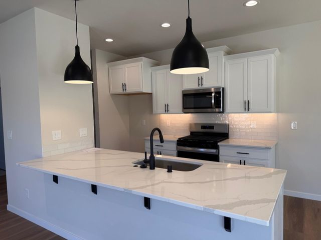 4420 S Willow Ln, Spokane, WA 99216