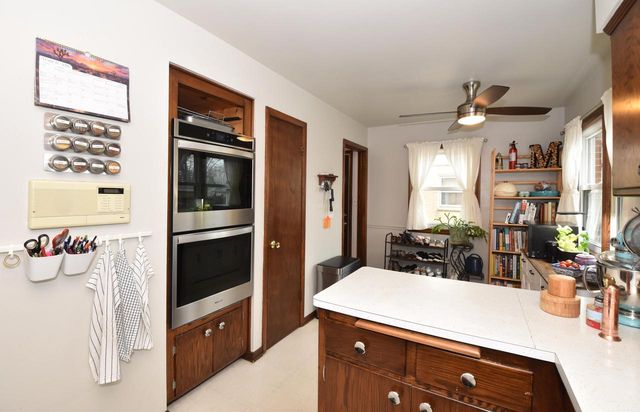 7822 8th AVENUE, Kenosha, WI 53143