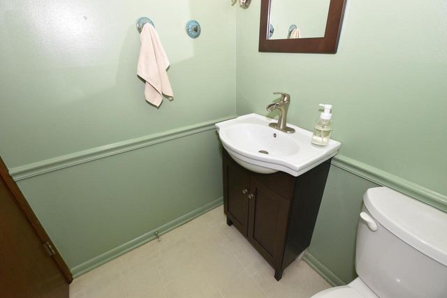 7822 8th AVENUE, Kenosha, WI 53143