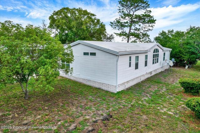 8010 Cedar Cove Avenue, Brooksville, FL 34613