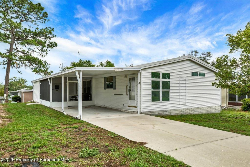 8010 Cedar Cove Avenue, Brooksville, FL 34613