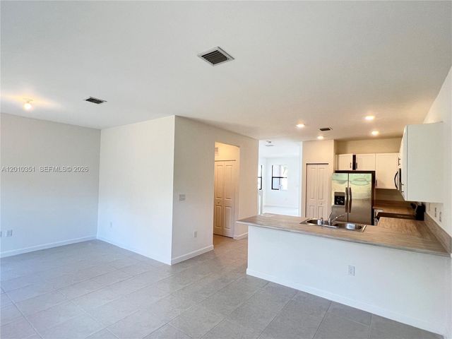 24450 SW 119th Place 24450, Homestead, FL 33032