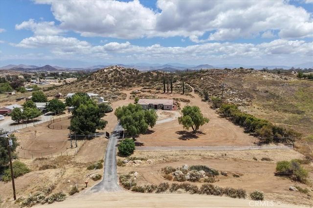 32700 Cox, Menifee, CA 92584