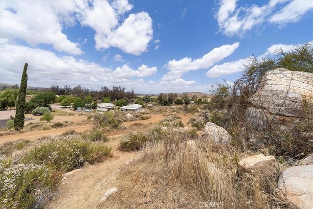 32700 Cox, Menifee, CA 92584
