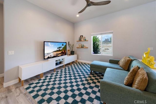 32700 Cox, Menifee, CA 92584