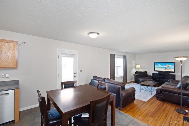 6067 Weber Oaks Drive, Miami Twp, OH 45140