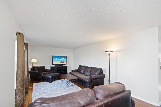 6067 Weber Oaks Drive, Miami Twp, OH 45140