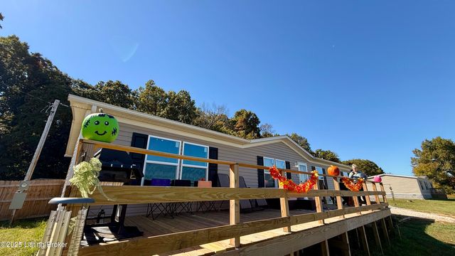 243 McDonald Dr, Brandenburg, KY 40108