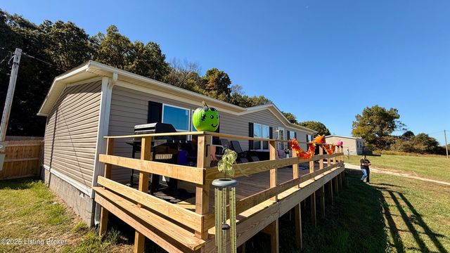 243 McDonald Dr, Brandenburg, KY 40108