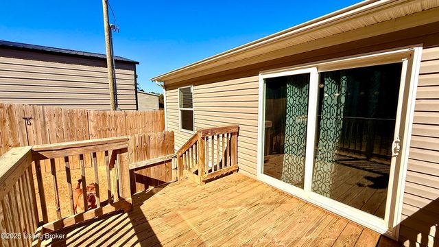 243 McDonald Dr, Brandenburg, KY 40108