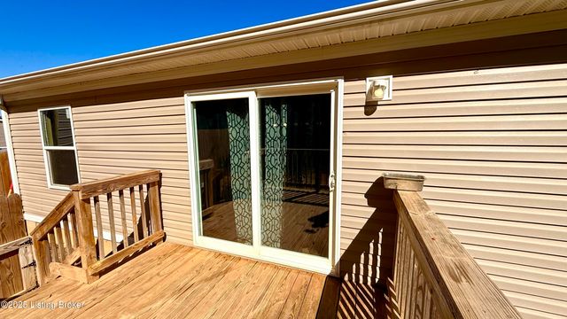 243 McDonald Dr, Brandenburg, KY 40108