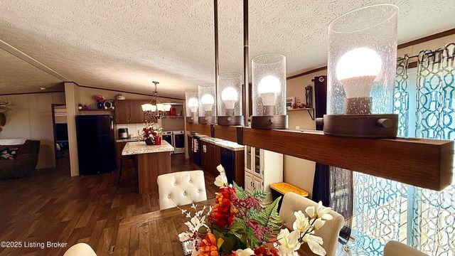 243 McDonald Dr, Brandenburg, KY 40108