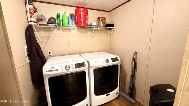 243 McDonald Dr, Brandenburg, KY 40108